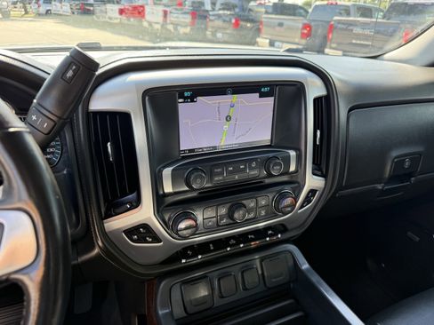 Used 2018 GMC Sierra 1500 SLT w/ Enhanced Driver Alert Package RWD image 19