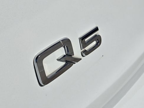 Certified 2023 Audi Q5 2.0T Premium w/ Convenience Package AWD/4WD image 15
