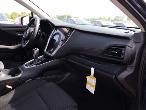 Used 2024 Subaru Legacy Premium AWD/4WD image 9