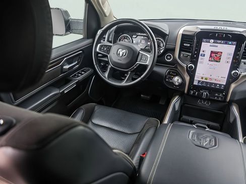 Used 2022 RAM 1500 Laramie w/ Laramie Southwest Edition image 32