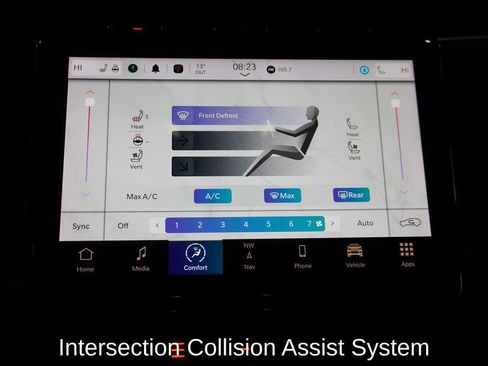 Used 2023 Jeep Grand Cherokee Limited w/ Luxury Tech Group II image 18