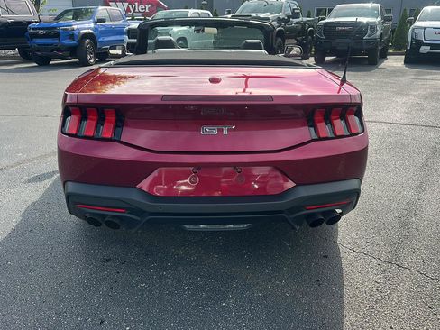 Used 2025 Ford Mustang GT Premium w/ GT Performance Package RWD image 5