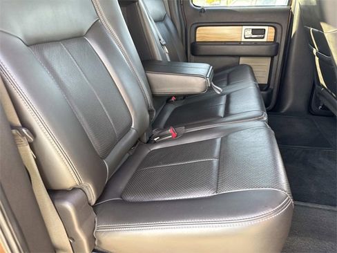 Used 2011 Ford F150 Lariat w/ Lariat Chrome Pkg image 12