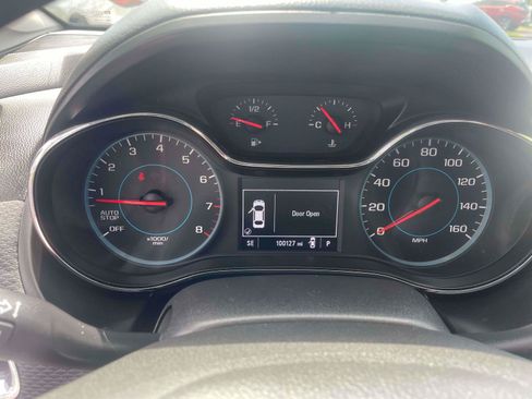 Used 2018 Chevrolet Cruze LS FWD image 20