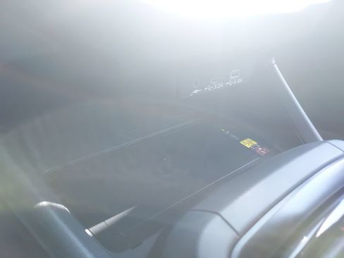 New 2026 Subaru Crosstrek 2.5i Limited AWD/4WD image 17