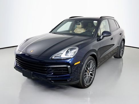 Used 2021 Porsche Cayenne S image 4