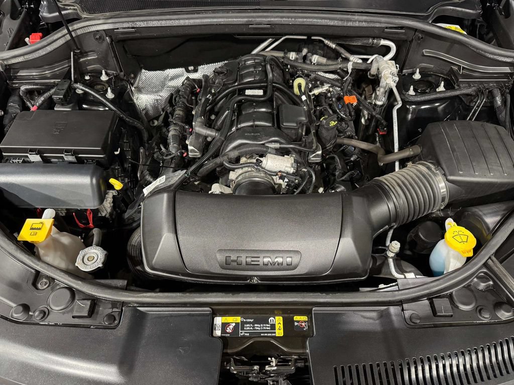 Used 2024 Dodge Durango R/T AWD/4WD image 30