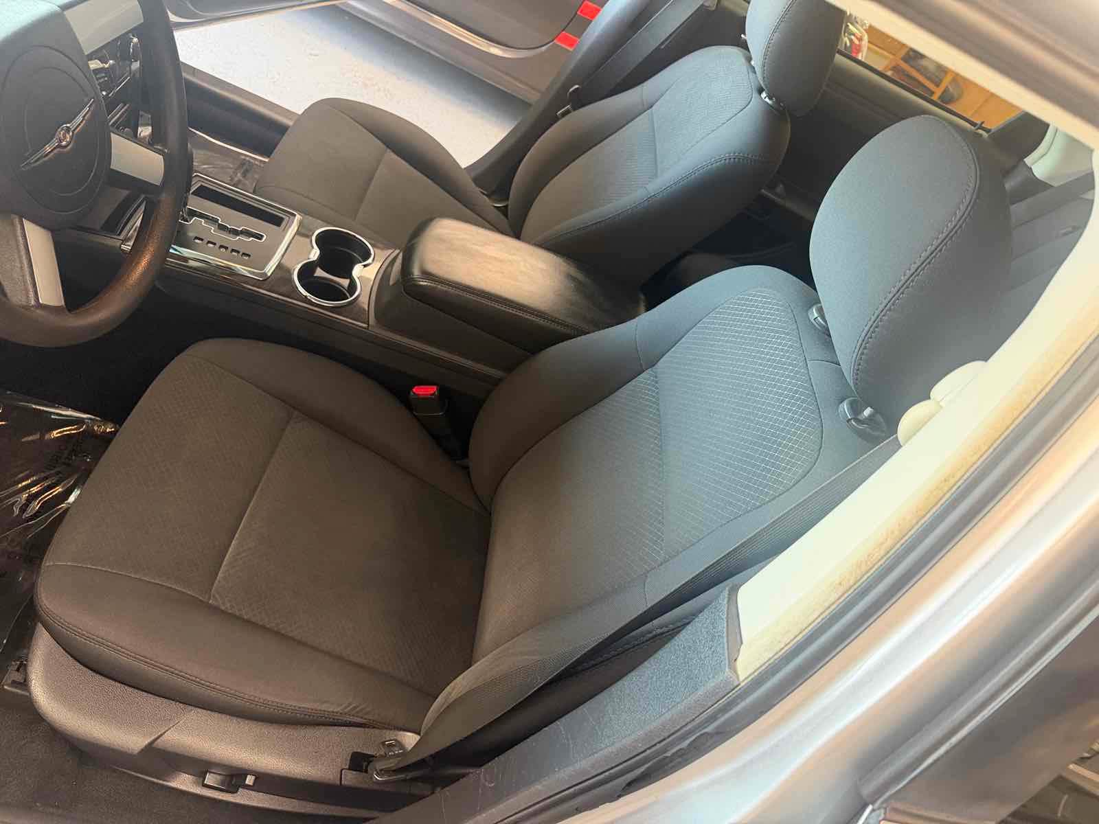 Used 2008 Chrysler 300 LX RWD image 19