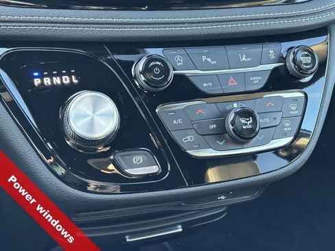 New 2026 Chrysler Pacifica Select w/ S Appearance Package image 29
