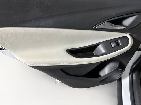 Used 2022 Buick Encore GX Select image 25