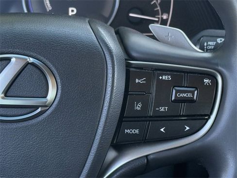Used 2023 Lexus ES 300h w/ Premium Package image 14