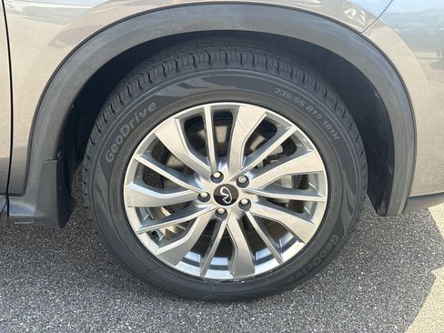 Certified 2023 INFINITI QX50 Luxe FWD image 4