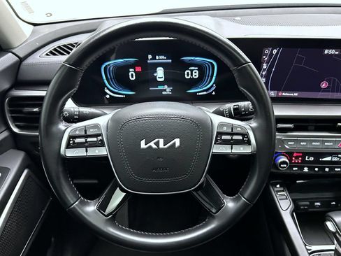 Used 2025 Kia Telluride S AWD/4WD image 12