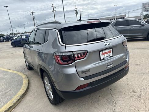 Certified 2022 Jeep Compass Latitude image 5