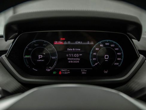 Used 2024 Audi e-tron GT Prestige AWD/4WD image 16