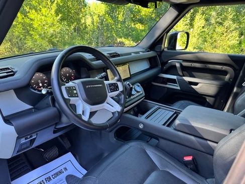 Certified 2024 Land Rover Defender 110 S AWD/4WD image 9