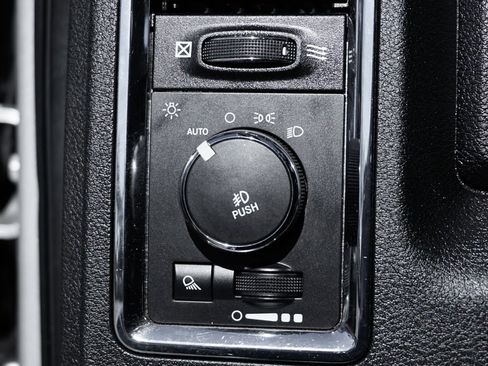 Used 2016 RAM 2500 Laramie w/ Sport Appearance Group AWD/4WD image 22