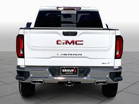 Used 2024 GMC Sierra 1500 SLT image 4