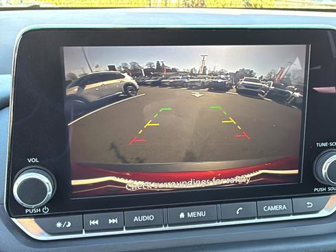 Certified 2023 Nissan Rogue S image 14