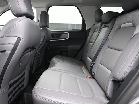 Used 2025 Ford Bronco Sport Badlands image 18