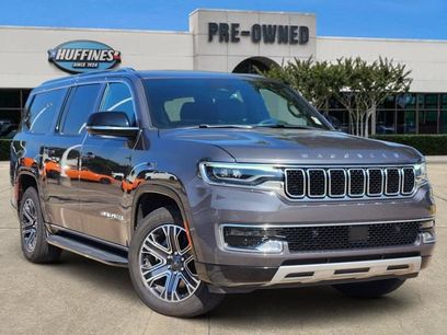 Certified 2024 Jeep Wagoneer L Series II w/ Flexible Seating Group