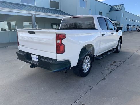 Used 2021 Chevrolet Silverado 1500 W/T w/ WT Value Package image 3