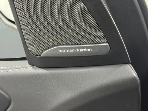 New 2026 BMW X7 M60i image 27