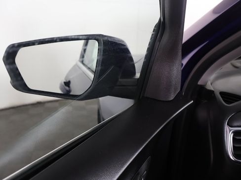 Used 2023 Chevrolet Equinox LT image 33