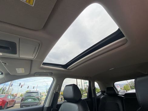 Used 2024 Honda CR-V EX-L image 21