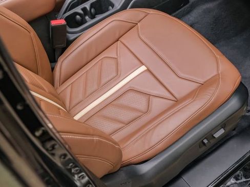 Used 2024 Jeep Wrangler Unlimited Rubicon 392 image 81