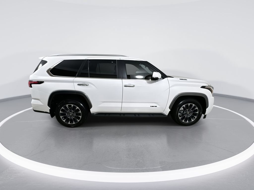 Used 2025 Toyota Sequoia Limited AWD/4WD image 9