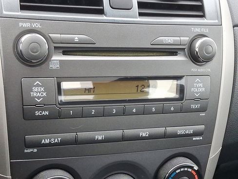 Used 2010 Toyota Corolla S image 16