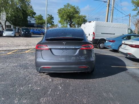 Used 2020 Tesla Model X Long Range AWD/4WD image 6