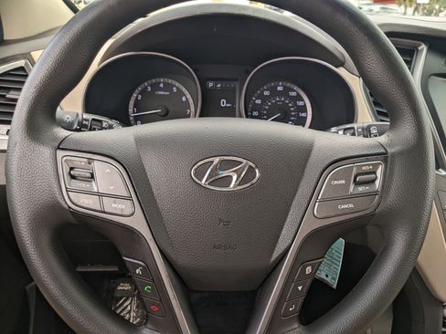 Used 2017 Hyundai Santa Fe Sport image 21