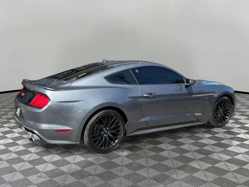 Used 2022 Ford Mustang GT RWD image 5