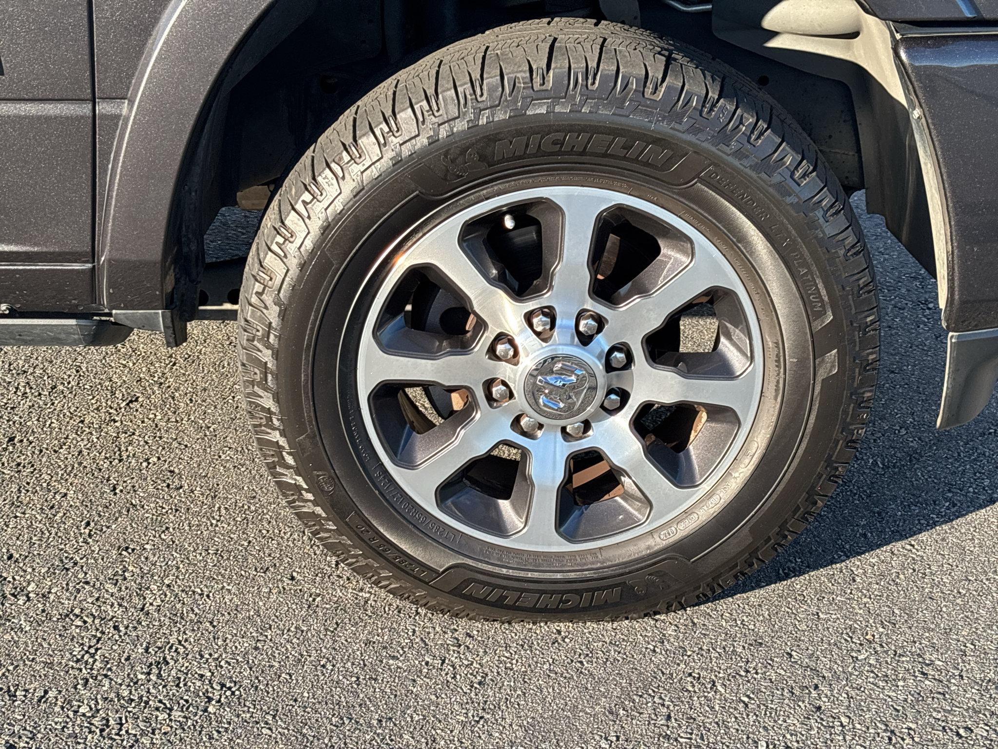 Used 2024 RAM 3500 Limited w/ Safety Group AWD/4WD image 29
