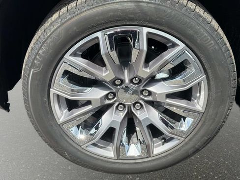New 2026 GMC Sierra 1500 Denali w/ Denali Reserve Package AWD/4WD image 10