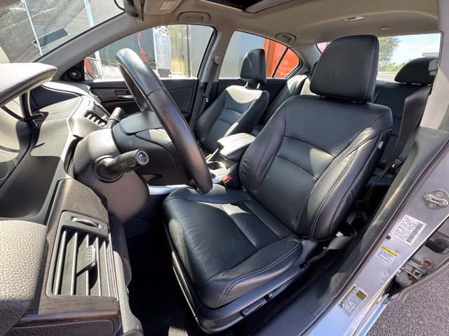 Used 2014 Honda Accord Touring image 9
