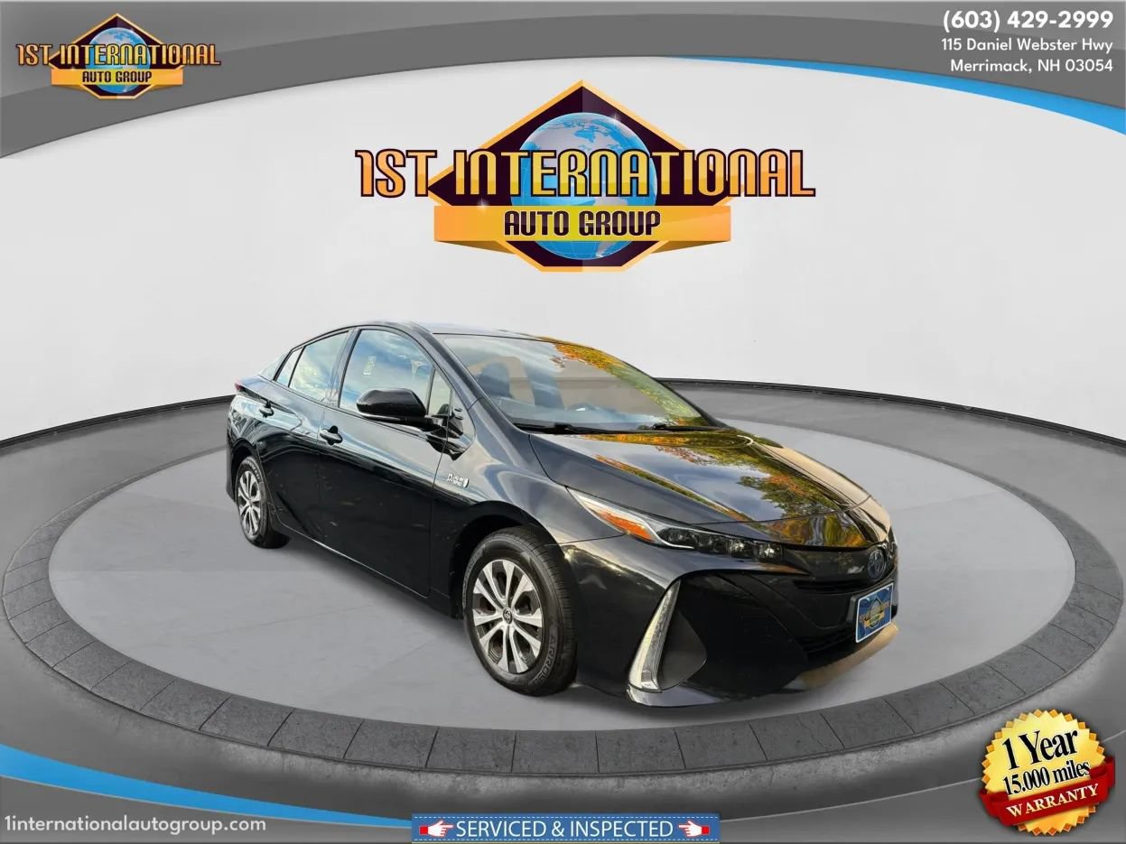 Used 2020 Toyota Prius Prime LE FWD image 2