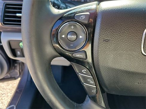 Used 2017 Honda Accord EX-L image 19