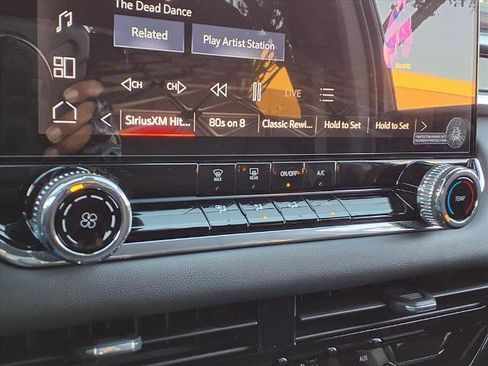 New 2026 GMC Canyon Elevation image 7