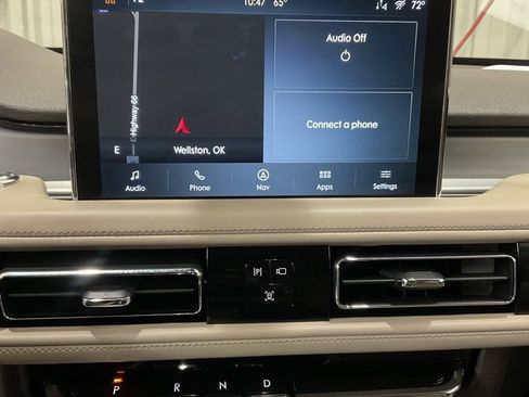 Used 2023 Lincoln Aviator 2WD image 18