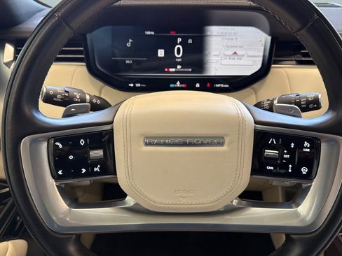 Used 2023 Land Rover Range Rover SE AWD/4WD image 11