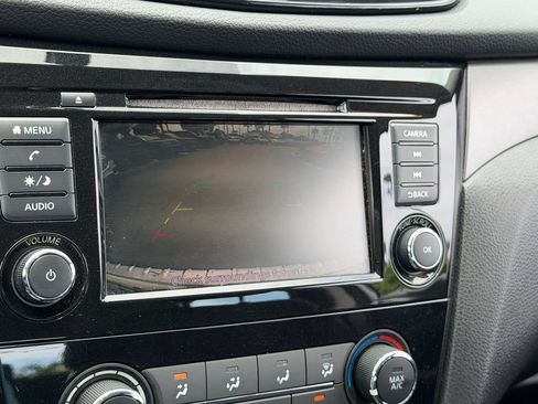 Used 2019 Nissan Rogue Sport S AWD/4WD image 23