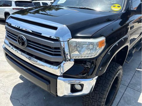 Used 2014 Toyota Tundra SR5 w/ SR5 Upgrade Package AWD/4WD image 11