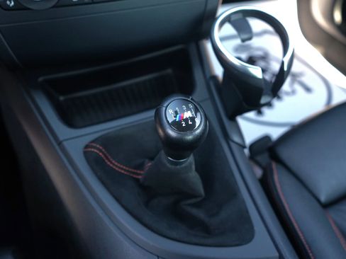 Used 2011 BMW 1 Series M image 28
