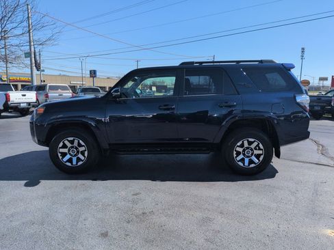 Used 2021 Toyota 4Runner TRD Off-Road Premium w/ Moonroof Package image 2