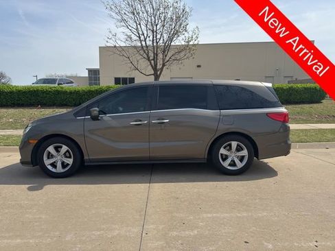 Used 2019 Honda Odyssey EX image 7