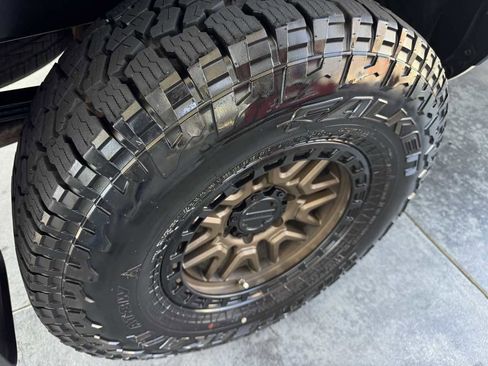 Used 2019 Toyota Tacoma SR w/ SX Package RWD image 30