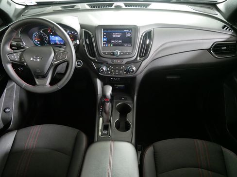 Used 2023 Chevrolet Equinox RS w/ LPO, Floor Liner Package image 10